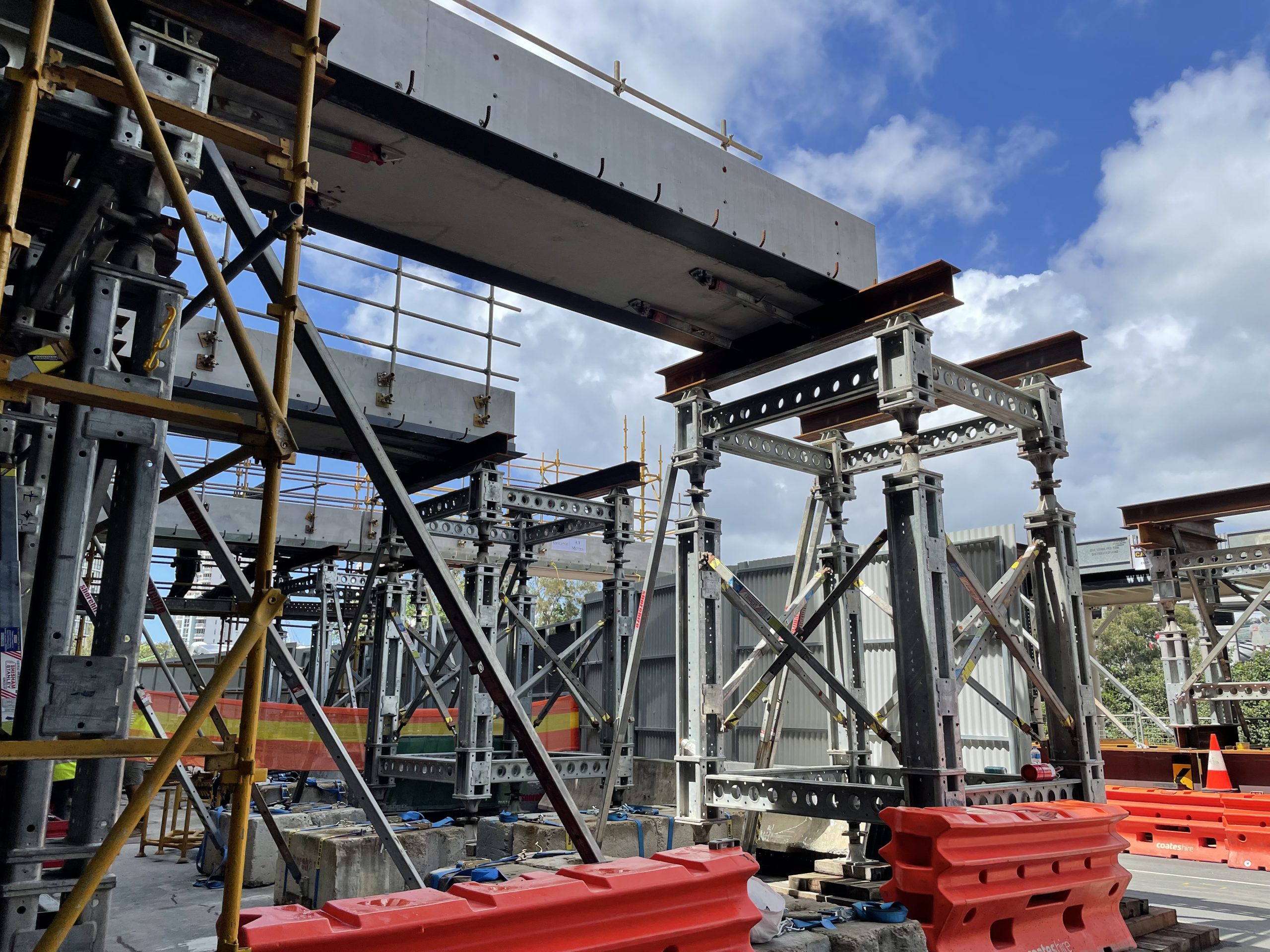 Shoring towers