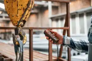 crane radio remote control in qatar